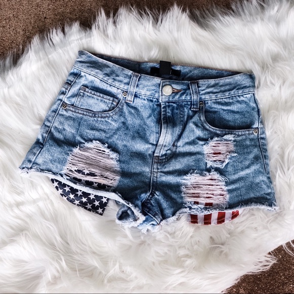Forever 21 Pants - Forever 21 American Flag Pocket Distressed Shorts